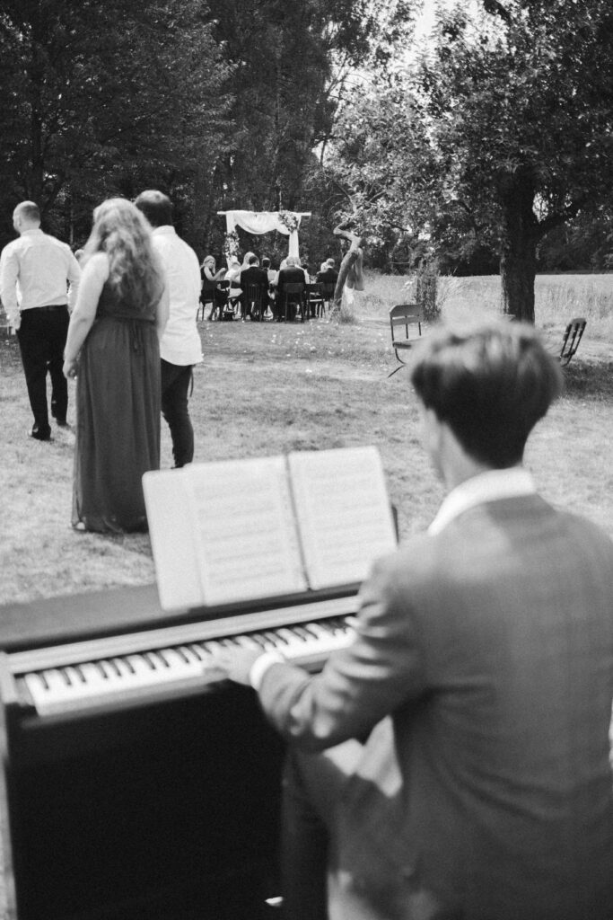 R6 20